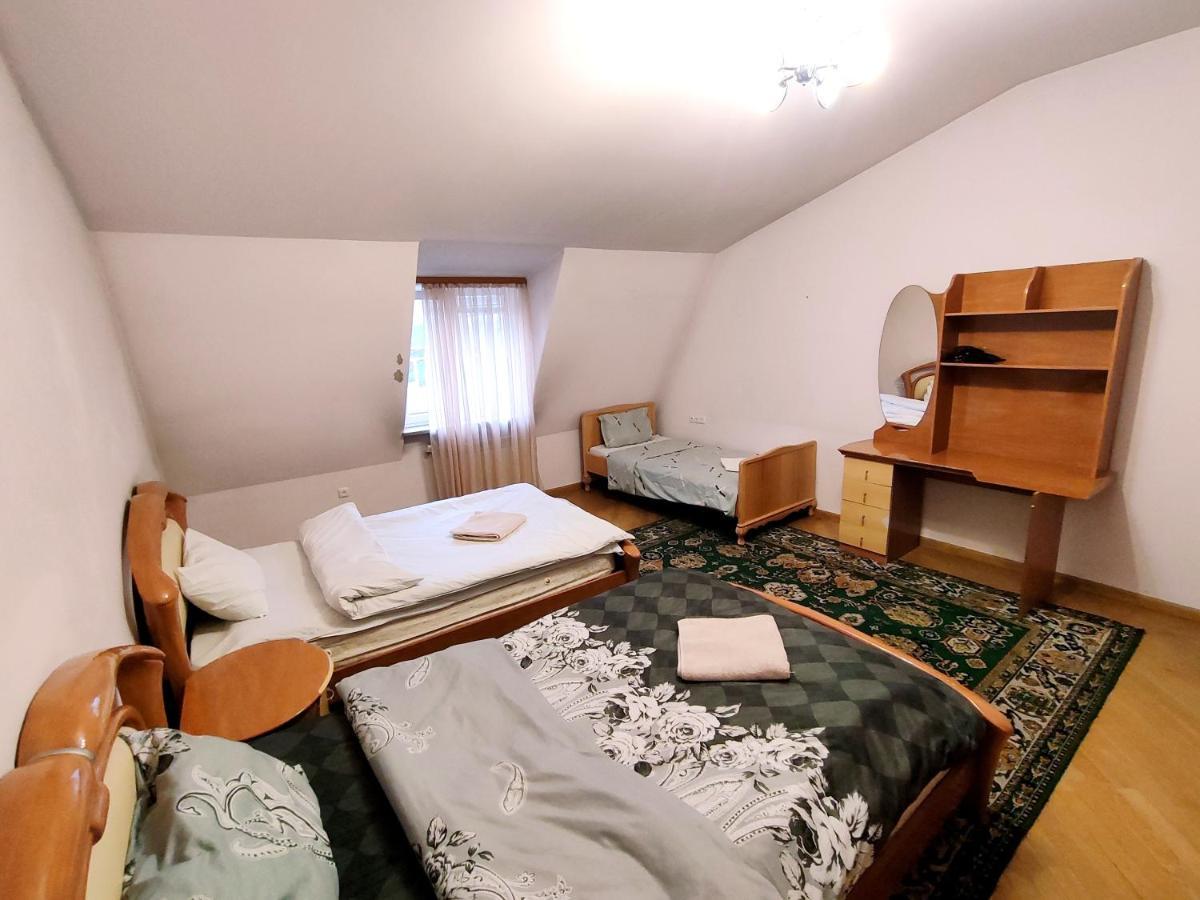Amigo Guest House 예레반 외부 사진