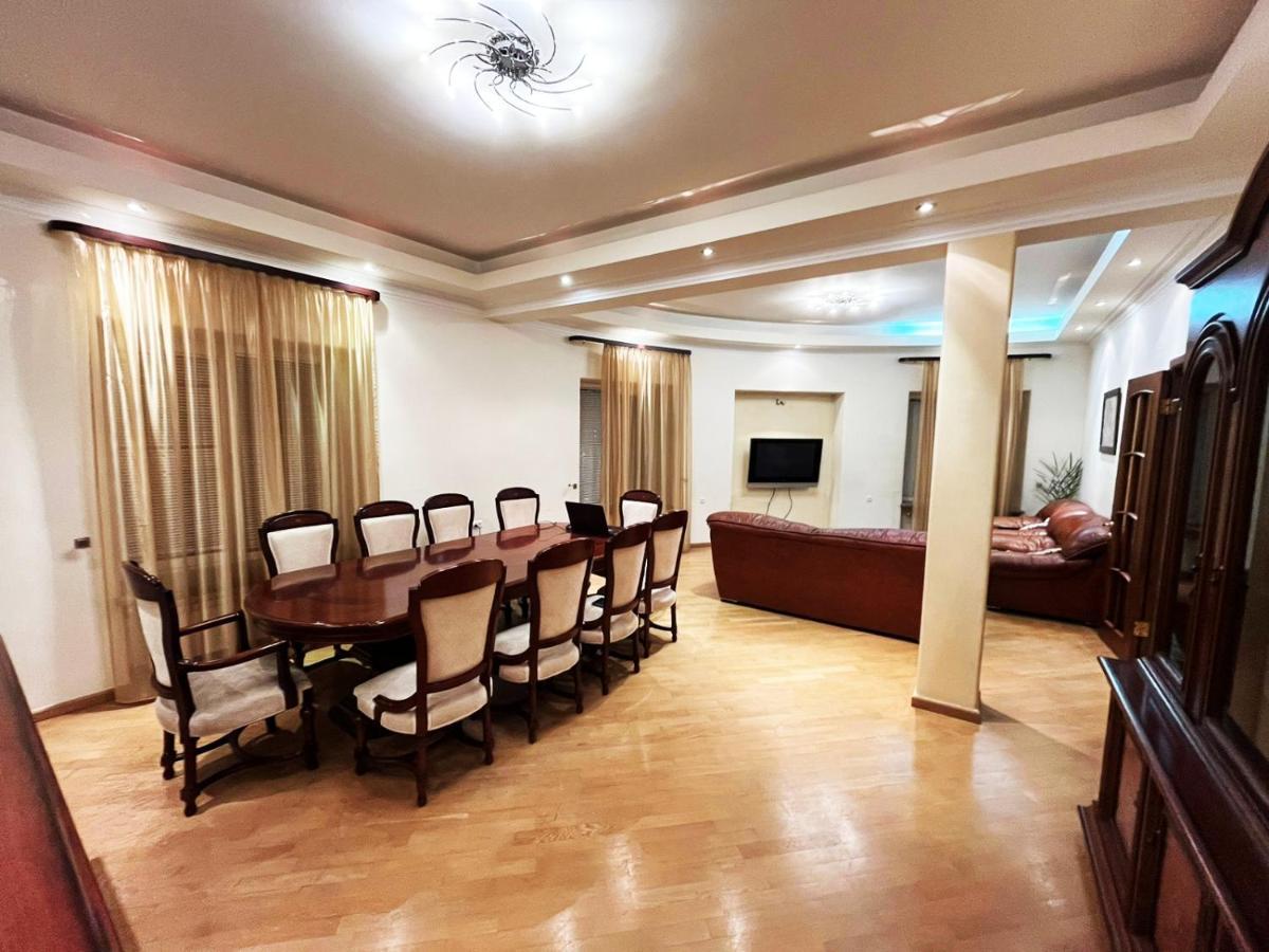 Amigo Guest House 예레반 외부 사진