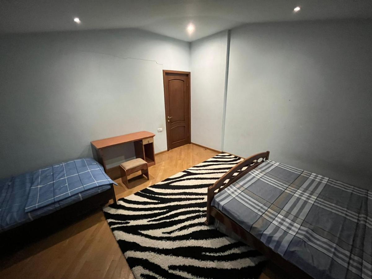 Amigo Guest House 예레반 외부 사진